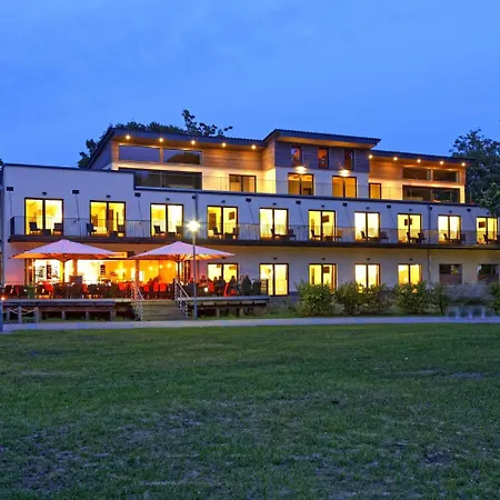 Am Kurpark Ξενοδοχείο 3*