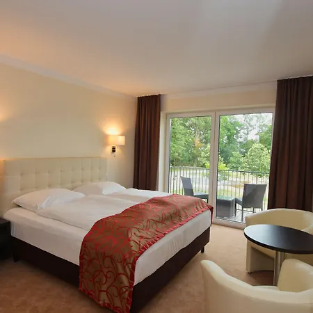 Am Kurpark 3*