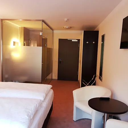 Ξενοδοχείο Am Kurpark