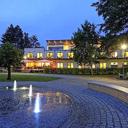 Am Kurpark Цинновиц